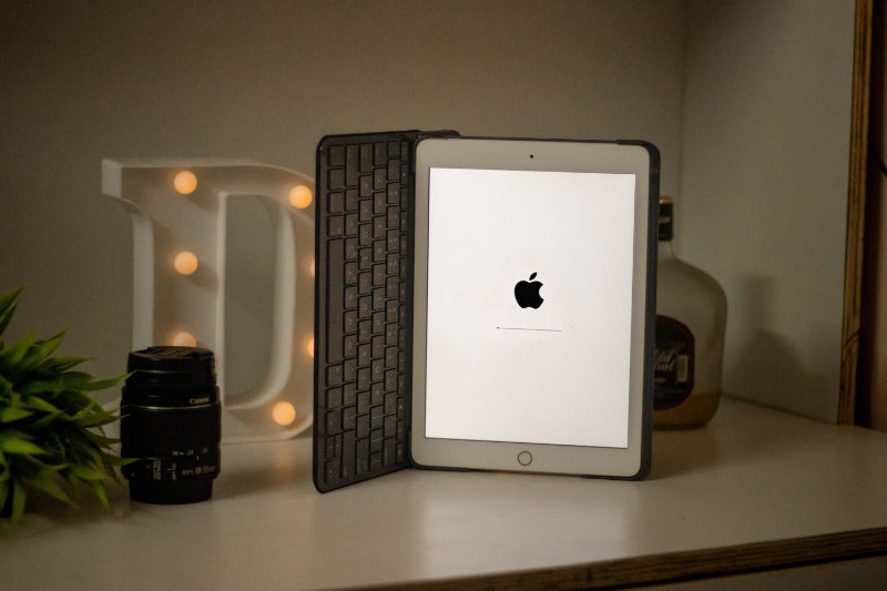 Apple insists the iPad Mini’s jelly scrolling isn’t a bug